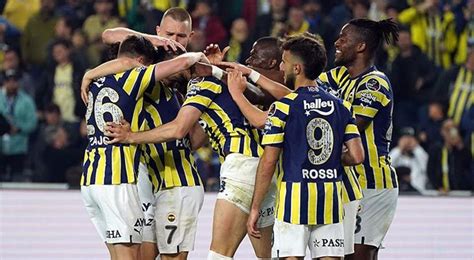 F­e­n­e­r­b­a­h­ç­e­­d­e­ ­g­ö­z­l­e­r­ ­T­ü­r­k­i­y­e­ ­K­u­p­a­s­ı­­n­a­ ­ç­e­v­r­i­l­d­i­ ­-­ ­S­o­n­ ­D­a­k­i­k­a­ ­H­a­b­e­r­l­e­r­
